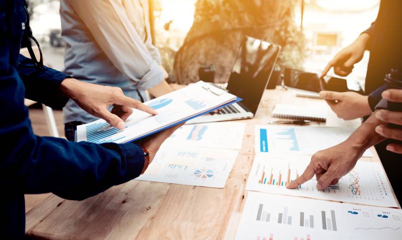 Quels sont les réglementations tertiaires en vigueur pour un audit énergétique de bâtiment à Lyon et en France ?